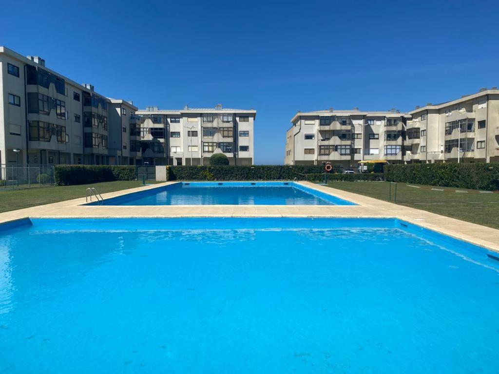 Beachfront Apartment With Sea View Azurara Exterior photo